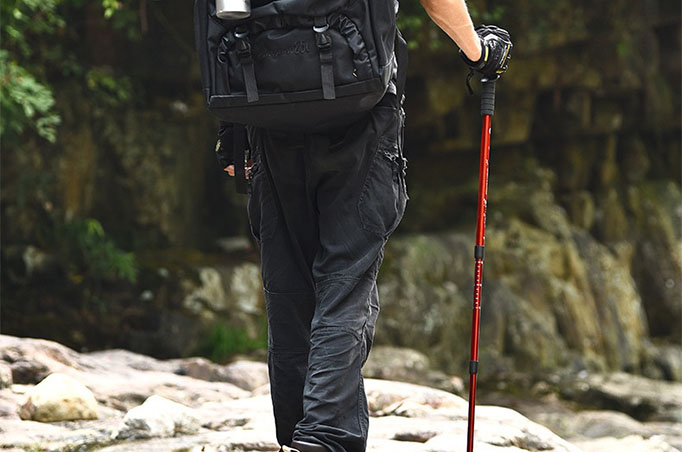 Tiang trekking